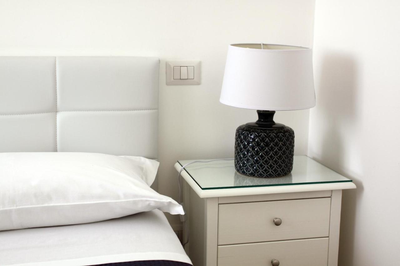 Dimora Grazia In Riva Al Mare Apartment Монополи Екстериор снимка
