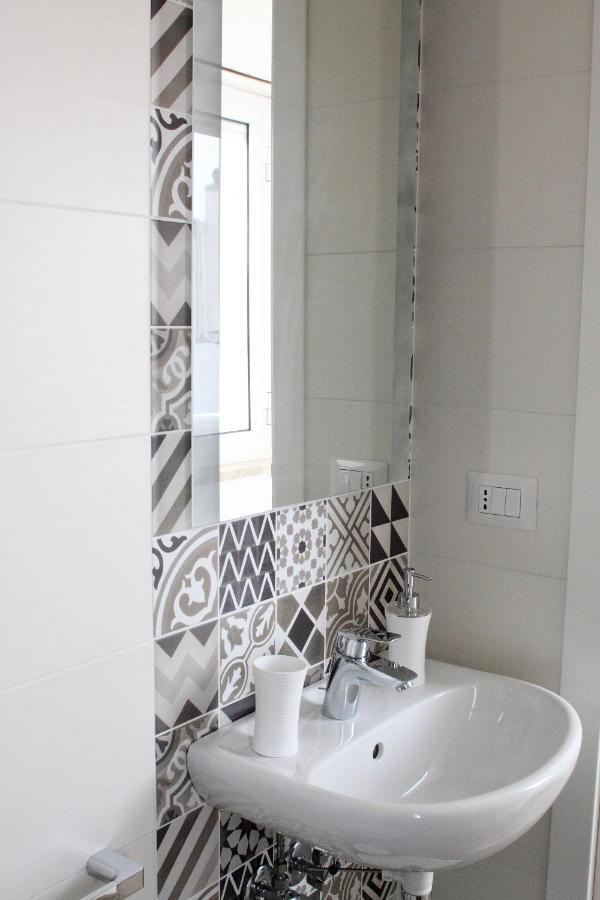 Dimora Grazia In Riva Al Mare Apartment Монополи Екстериор снимка